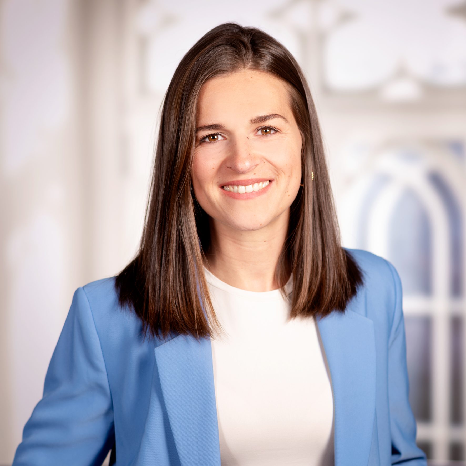 Immobilienmakler Alisa Thiemann - Volksbank Immobilien Niederrhein