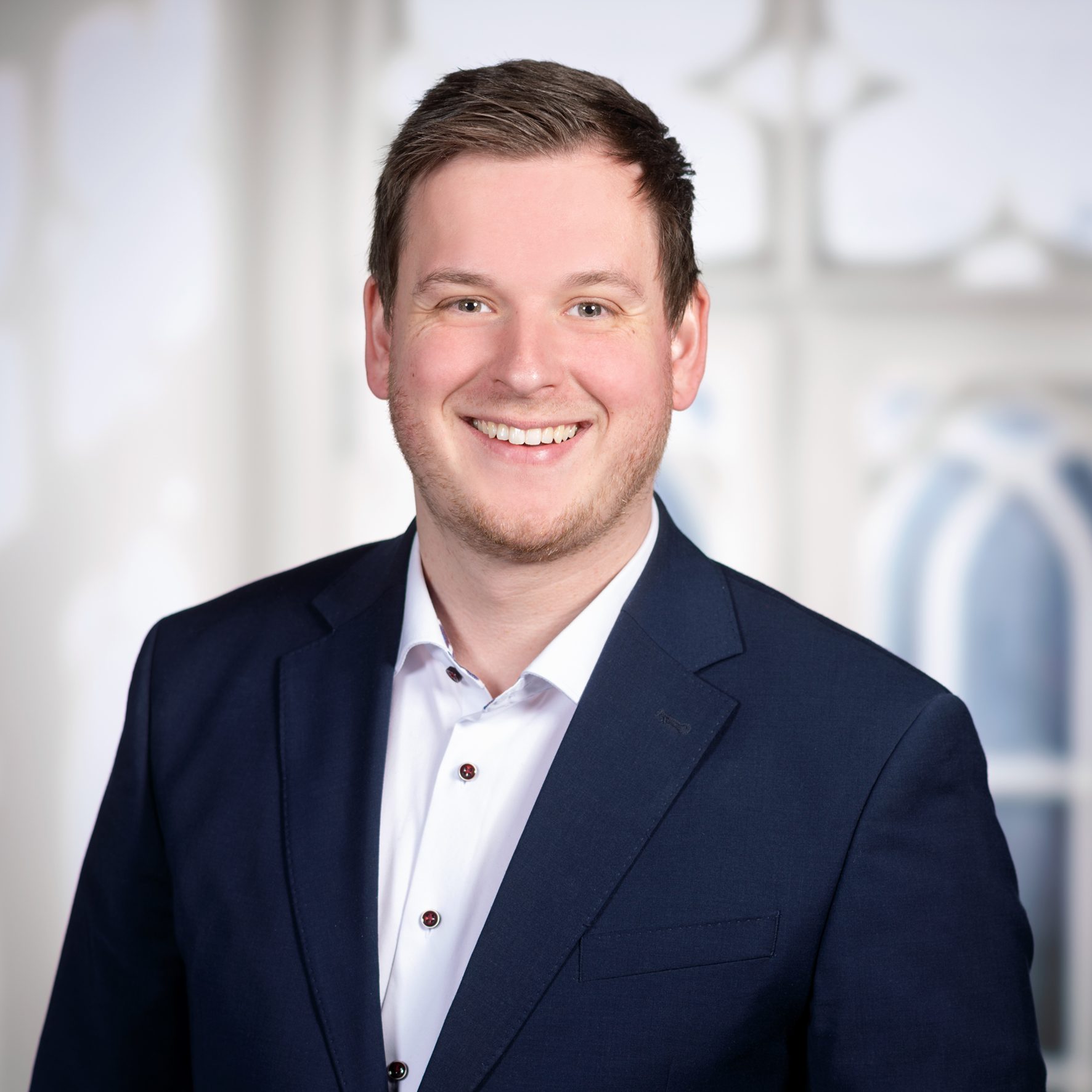 Immobilienmakler Florian Blaess - Volksbank Immobilien Niederrhein