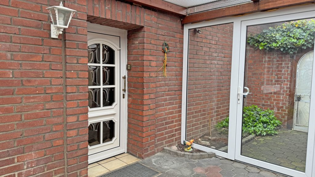 Volksbank Immobilien Niederrhein GmbH - Immobilienangebot - Wesel - Alle - Zwei Wohneinheiten: Charmantes Einfamilienhaus mit Einliegerwohnung in Wesel-Schepersfeld!