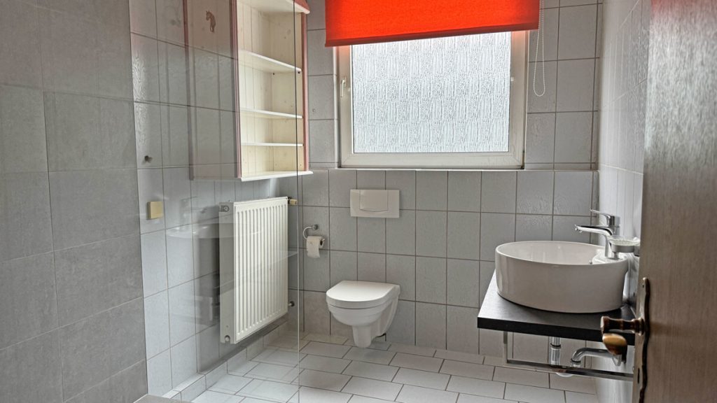 Volksbank Immobilien Niederrhein GmbH - Immobilienangebot - Wesel - Alle - Zwei Wohneinheiten: Charmantes Einfamilienhaus mit Einliegerwohnung in Wesel-Schepersfeld!