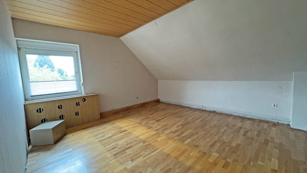 Volksbank Immobilien Niederrhein GmbH - Immobilienangebot - Wesel - Alle - Zwei Wohneinheiten: Charmantes Einfamilienhaus mit Einliegerwohnung in Wesel-Schepersfeld!