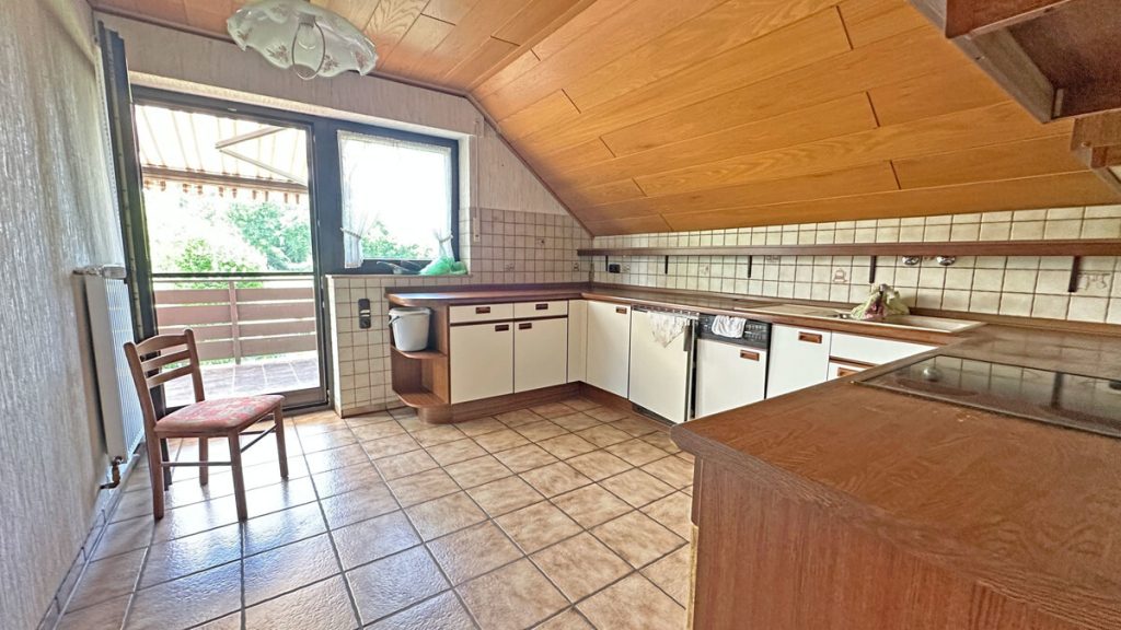 Volksbank Immobilien Niederrhein GmbH - Immobilienangebot - Hünxe - Alle - Familienidylle in Hünxe:  Großzügiges Zweifamilienhaus in ruhiger Wohnlage!