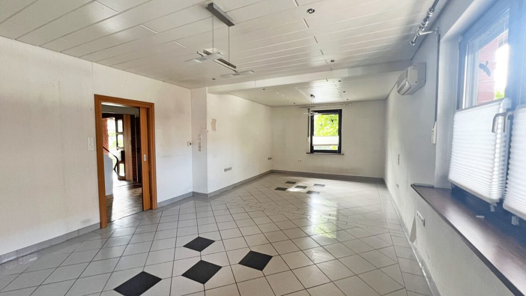 Volksbank Immobilien Niederrhein GmbH - Immobilienangebot - Hamminkeln / Dingden - Alle - Vielseitiges Wohnhaus mit ehemaliger Gaststätte in Hamminkeln-Dingden – Ideal für Wohnen & Arbeiten unter einem Dach