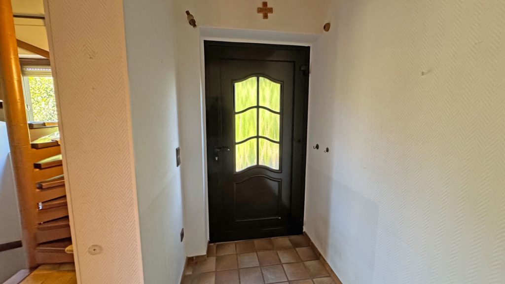 Volksbank Immobilien Niederrhein GmbH - Immobilienangebot - Wesel - Alle - Reihenendhaus im schönen Wesel-Flüren mit Garten, Garage & Potenzial im ausbaubaren Dachgeschoss!