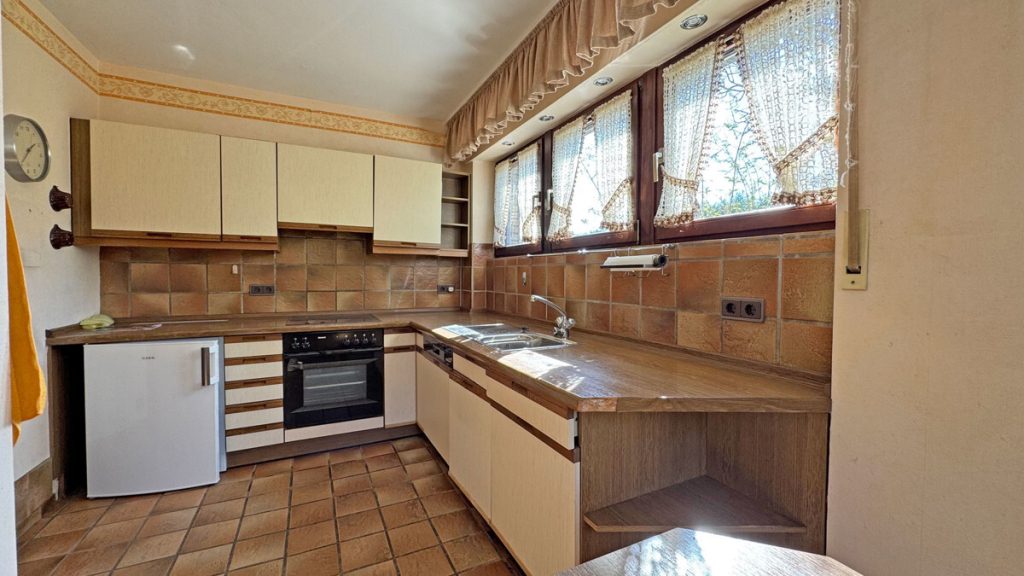 Volksbank Immobilien Niederrhein GmbH - Immobilienangebot - Wesel - Alle - Reihenendhaus im schönen Wesel-Flüren mit Garten, Garage & Potenzial im ausbaubaren Dachgeschoss!