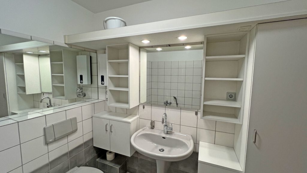 Volksbank Immobilien Niederrhein GmbH - Immobilienangebot - Duisburg - Alle - 3-Zimmer-Wohnung mit Balkon und Stellplatz in Duisburg-Neuenkamp