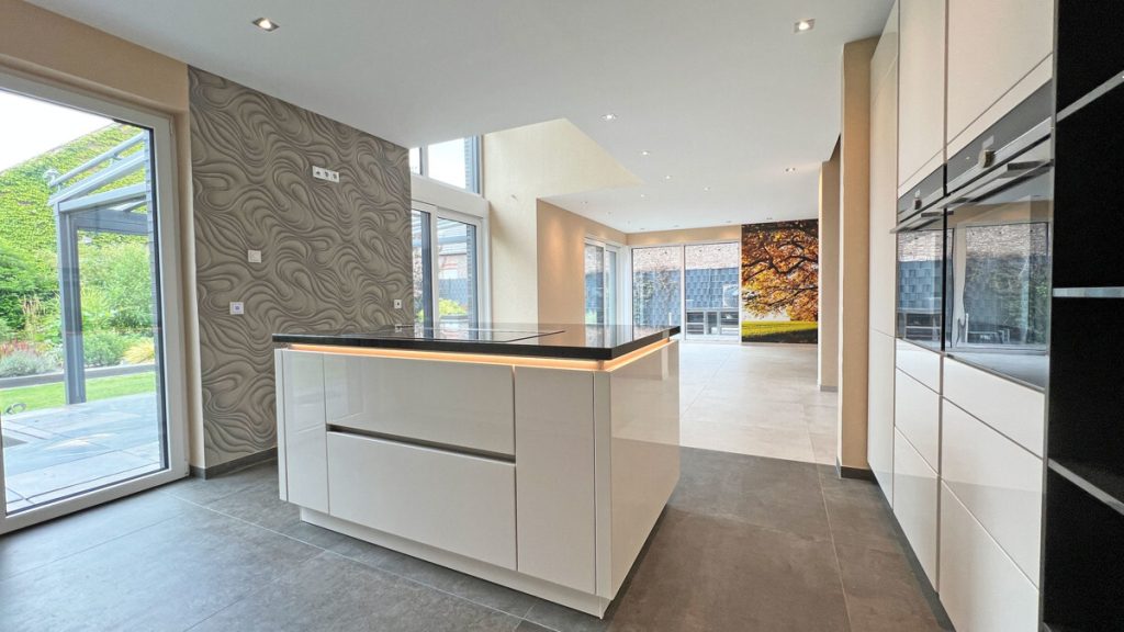 Volksbank Immobilien Niederrhein GmbH - Immobilienangebot - Xanten - Alle - Junge Stadtvilla mit Luxusausstattung: Wohnen zwischen Nord- und Südsee in Xanten-Wardt!