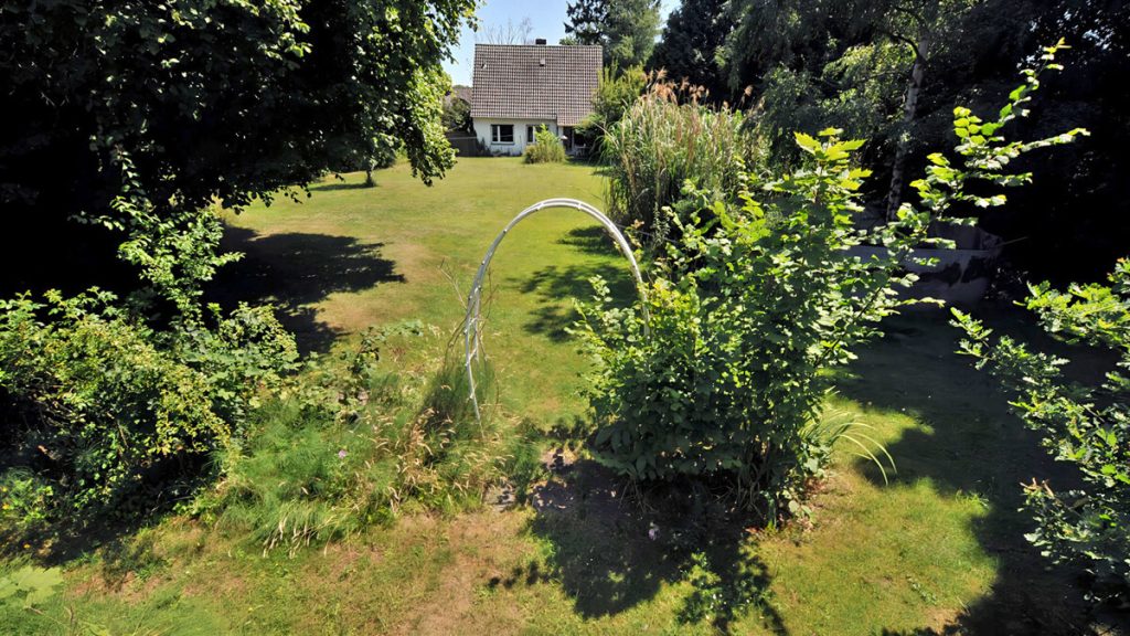 Volksbank Immobilien Niederrhein GmbH - Immobilienangebot - Moers / Kapellen - Alle - Kapellen: Rohdiamant auf parkähnlichem Grundstück in Top-Lage!