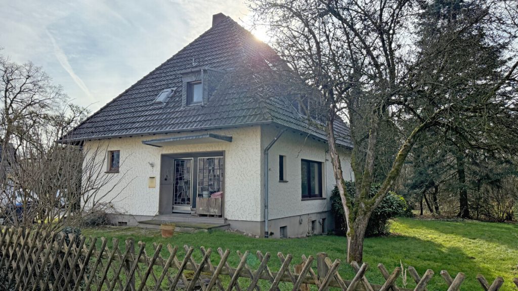 Volksbank Immobilien Niederrhein GmbH - Immobilienangebot - Neukirchen-Vluyn - Alle - Wohn- und Gewerbehaus in Sackgassenlage im Gewerbepark Genend für Gewerbetreibende!