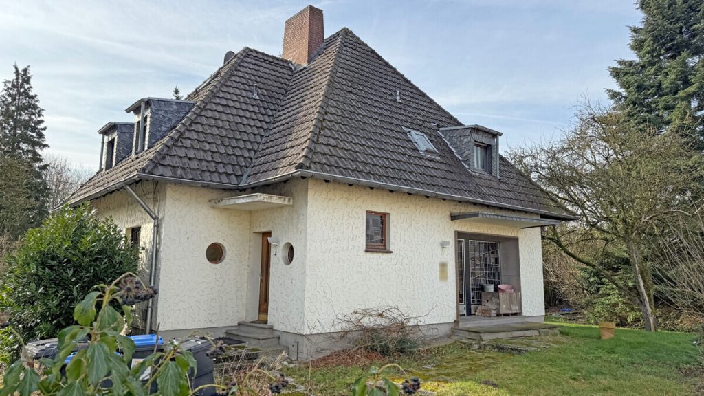 Volksbank Immobilien Niederrhein GmbH - Immobilienangebot - Neukirchen-Vluyn - Alle - Wohn- und Gewerbehaus in Sackgassenlage im Gewerbepark Genend für Gewerbetreibende!
