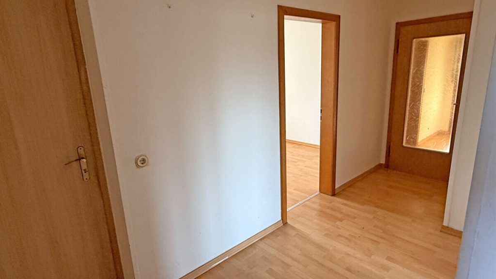 Volksbank Immobilien Niederrhein GmbH - Immobilienangebot - Neukirchen-Vluyn - Alle - Wohn- und Gewerbehaus in Sackgassenlage im Gewerbepark Genend für Gewerbetreibende!