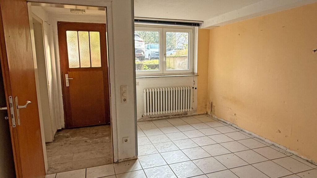 Volksbank Immobilien Niederrhein GmbH - Immobilienangebot - Neukirchen-Vluyn - Alle - Wohn- und Gewerbehaus in Sackgassenlage im Gewerbepark Genend für Gewerbetreibende!