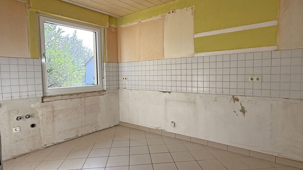 Volksbank Immobilien Niederrhein GmbH - Immobilienangebot - Neukirchen-Vluyn - Alle - Wohn- und Gewerbehaus in Sackgassenlage im Gewerbepark Genend für Gewerbetreibende!