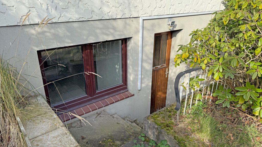 Volksbank Immobilien Niederrhein GmbH - Immobilienangebot - Neukirchen-Vluyn - Alle - Wohn- und Gewerbehaus in Sackgassenlage im Gewerbepark Genend für Gewerbetreibende!