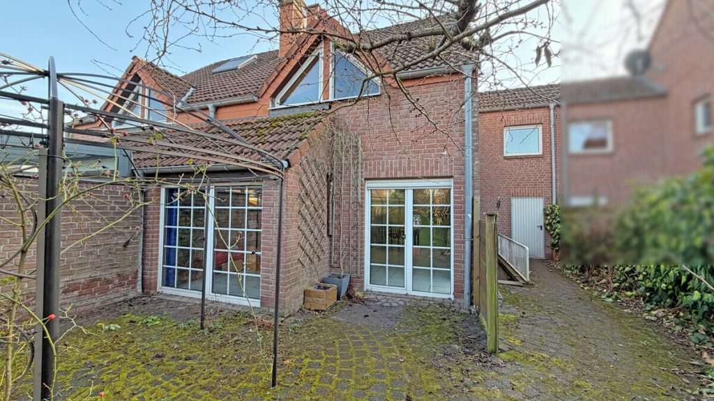 Volksbank Immobilien Niederrhein GmbH - Immobilienangebot - Wesel - Alle - Reihenmittelhaus mit großem Potenzial in attraktiver Lage von Wesel-Büderich!