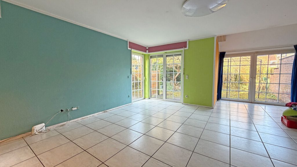 Volksbank Immobilien Niederrhein GmbH - Immobilienangebot - Wesel - Alle - Reihenmittelhaus mit großem Potenzial in attraktiver Lage von Wesel-Büderich!