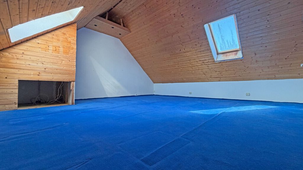 Volksbank Immobilien Niederrhein GmbH - Immobilienangebot - Wesel - Alle - Reihenmittelhaus mit großem Potenzial in attraktiver Lage von Wesel-Büderich!