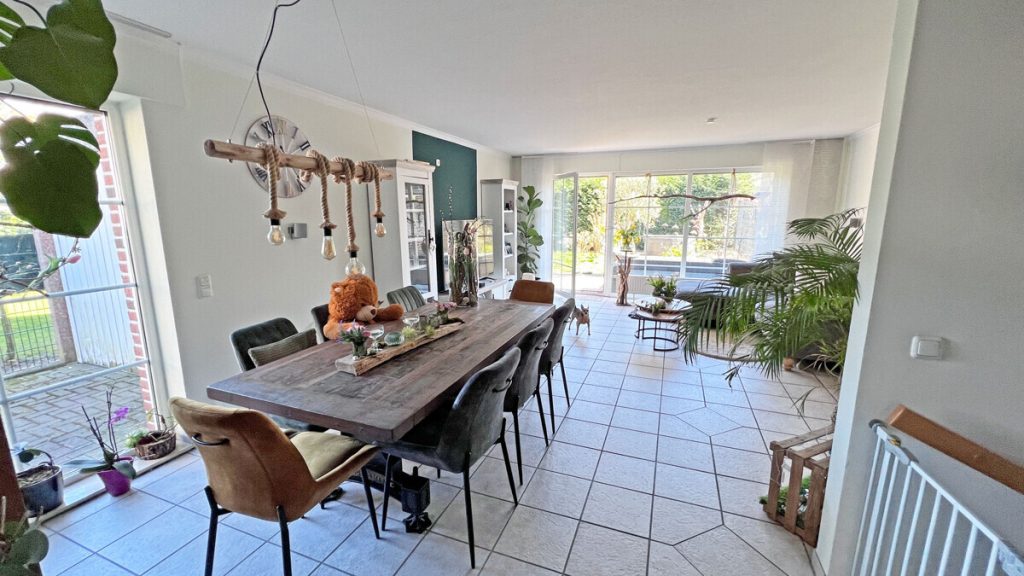 Volksbank Immobilien Niederrhein GmbH - Immobilienangebot - Rheinberg - Alle - Ihr neues Zuhause in Rheinberg: Modernes Reihenendhaus mit Garten, Garage & viel Platz für Familien!