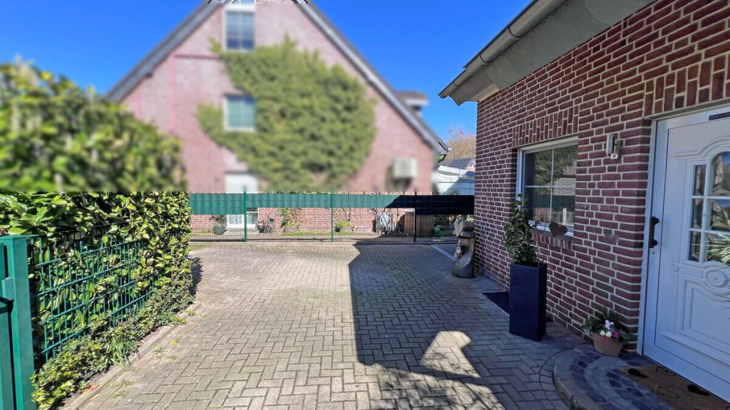 Volksbank Immobilien Niederrhein GmbH - Immobilienangebot - Rheinberg - Alle - Ihr neues Zuhause in Rheinberg: Modernes Reihenendhaus mit Garten, Garage & viel Platz für Familien!