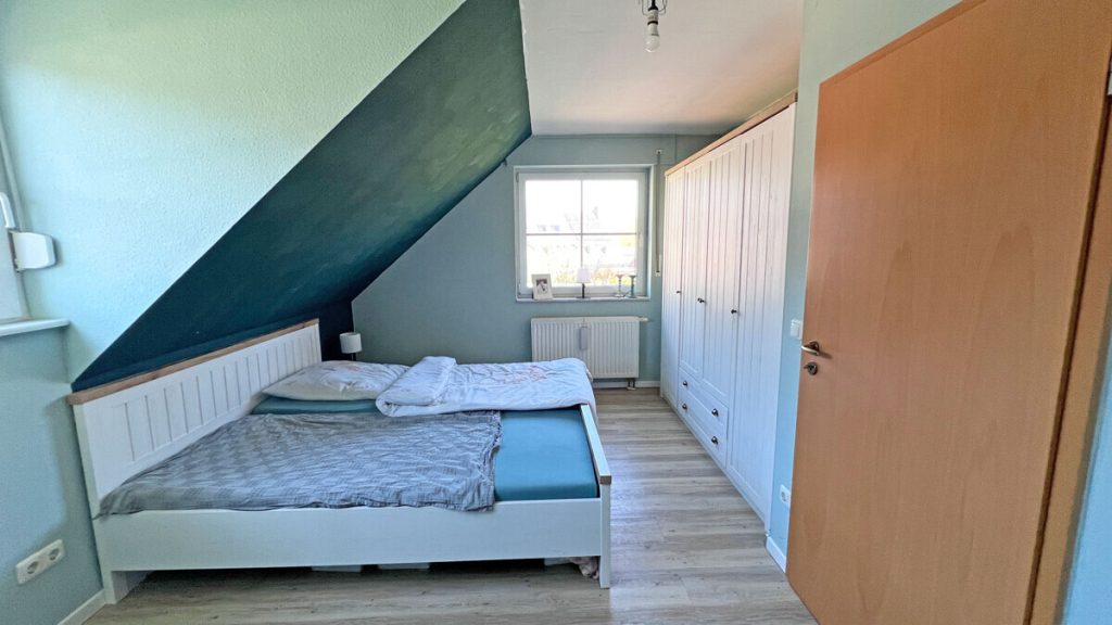 Volksbank Immobilien Niederrhein GmbH - Immobilienangebot - Rheinberg - Alle - Ihr neues Zuhause in Rheinberg: Modernes Reihenendhaus mit Garten, Garage & viel Platz für Familien!