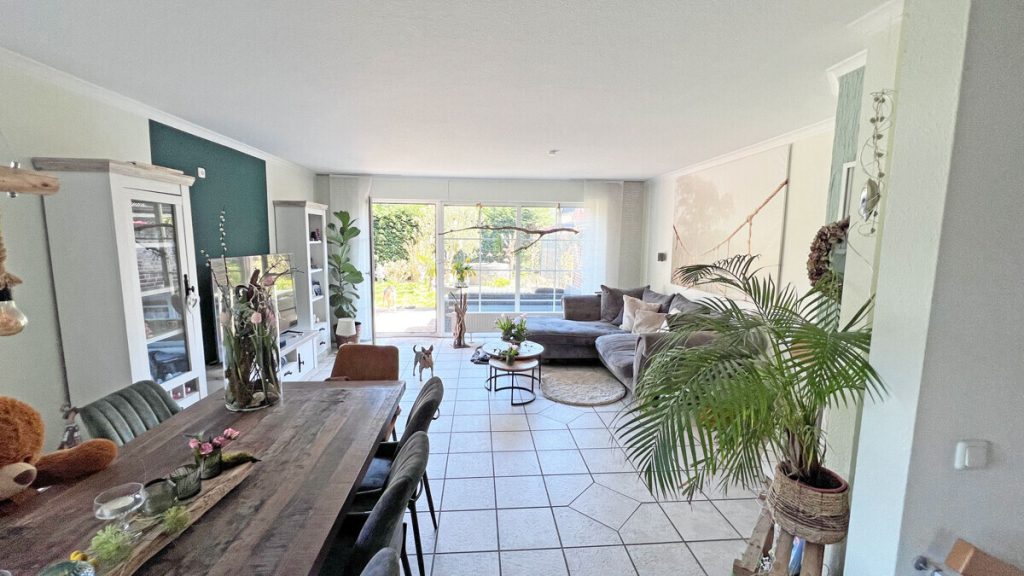 Volksbank Immobilien Niederrhein GmbH - Immobilienangebot - Rheinberg - Alle - Ihr neues Zuhause in Rheinberg: Modernes Reihenendhaus mit Garten, Garage & viel Platz für Familien!