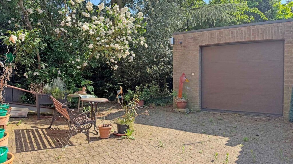 Volksbank Immobilien Niederrhein GmbH - Immobilienangebot - Xanten - Alle - In Seenähe!  Ein Zuhause mit Potenzial in Xanten-Lüttingen!