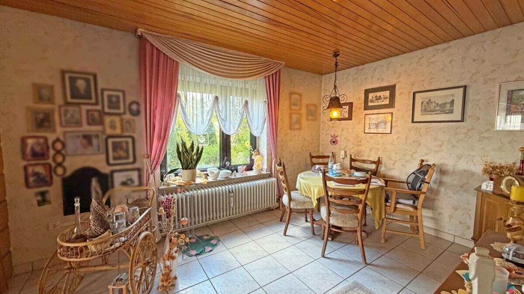 Volksbank Immobilien Niederrhein GmbH - Immobilienangebot - Xanten - Alle - In Seenähe!  Ein Zuhause mit Potenzial in Xanten-Lüttingen!