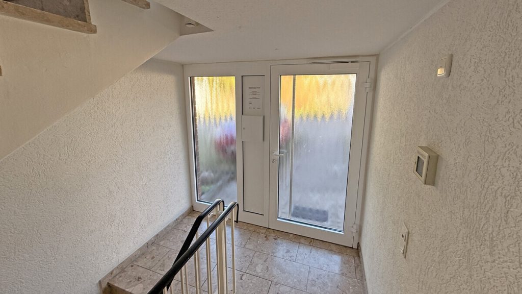 Volksbank Immobilien Niederrhein GmbH - Immobilienangebot - Dinslaken - Alle - Gepflegte Eigentumswohnung mit langjährigem Mietverhältnis in Dinslaken-Averbruch!