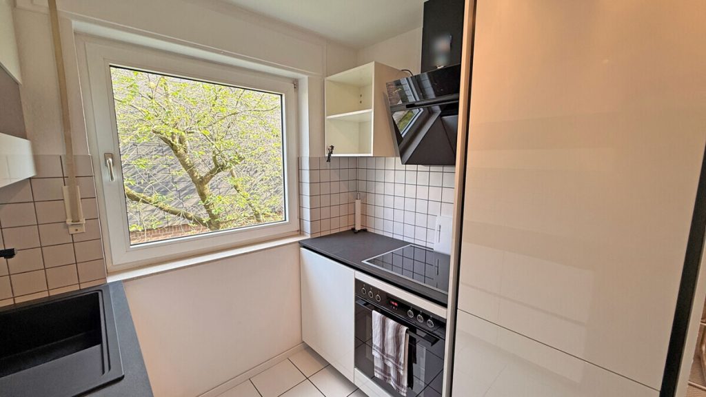 Volksbank Immobilien Niederrhein GmbH - Immobilienangebot - Dinslaken - Alle - Gepflegte Etagenwohnung mit Balkon und TG-Stellplatz in begehrter Lage von Dinslaken-Eppinghoven!