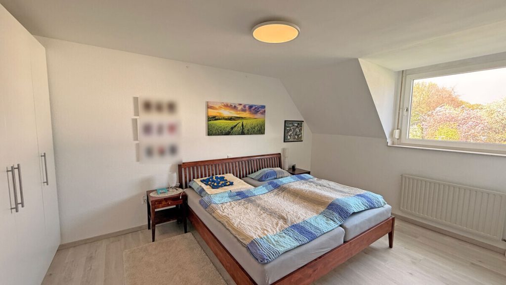 Volksbank Immobilien Niederrhein GmbH - Immobilienangebot - Dinslaken - Alle - Gepflegte Etagenwohnung mit Balkon und TG-Stellplatz in begehrter Lage von Dinslaken-Eppinghoven!