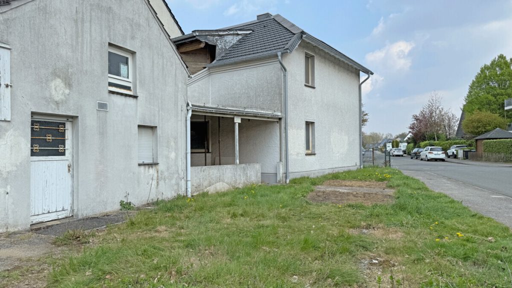Volksbank Immobilien Niederrhein GmbH - Immobilienangebot - Neukirchen-Vluyn - Alle - Einfamilienhaus mit Potenzial und Altbaucharme in bevorzugter Lage von Vluyn, Neukirchen-Vluyn!