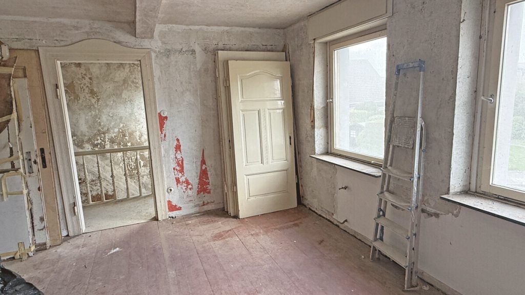 Volksbank Immobilien Niederrhein GmbH - Immobilienangebot - Neukirchen-Vluyn - Alle - Einfamilienhaus mit Potenzial und Altbaucharme in bevorzugter Lage von Vluyn, Neukirchen-Vluyn!