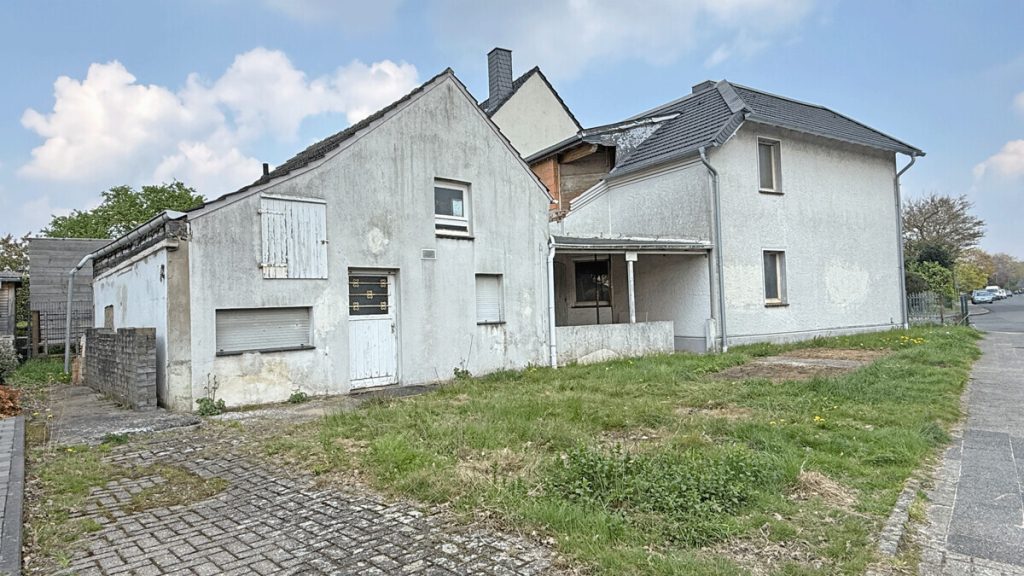 Volksbank Immobilien Niederrhein GmbH - Immobilienangebot - Neukirchen-Vluyn - Alle - Einfamilienhaus mit Potenzial und Altbaucharme in bevorzugter Lage von Vluyn, Neukirchen-Vluyn!