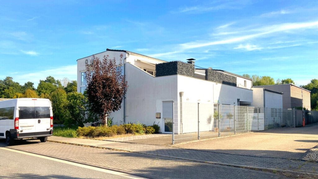 Volksbank Immobilien Niederrhein GmbH - Immobilienangebot - Moers - Alle - Genend: Gewerbeimmobilie in Bestlage – Arbeiten und Wohnen