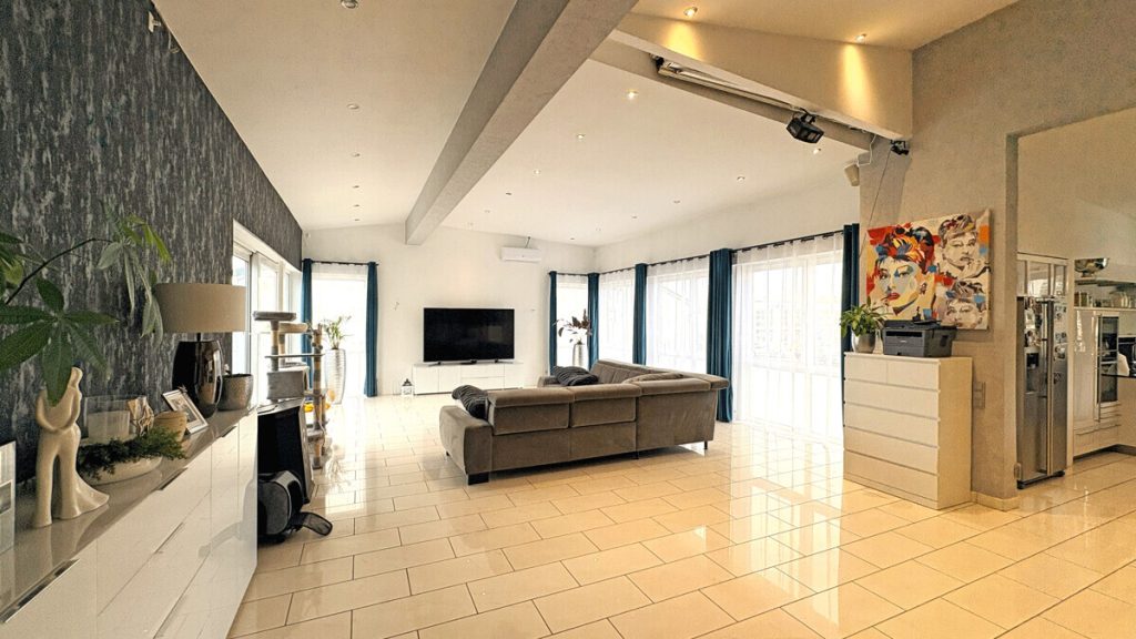 Volksbank Immobilien Niederrhein GmbH - Immobilienangebot - Moers - Alle - Genend: Gewerbeimmobilie in Bestlage – Arbeiten und Wohnen