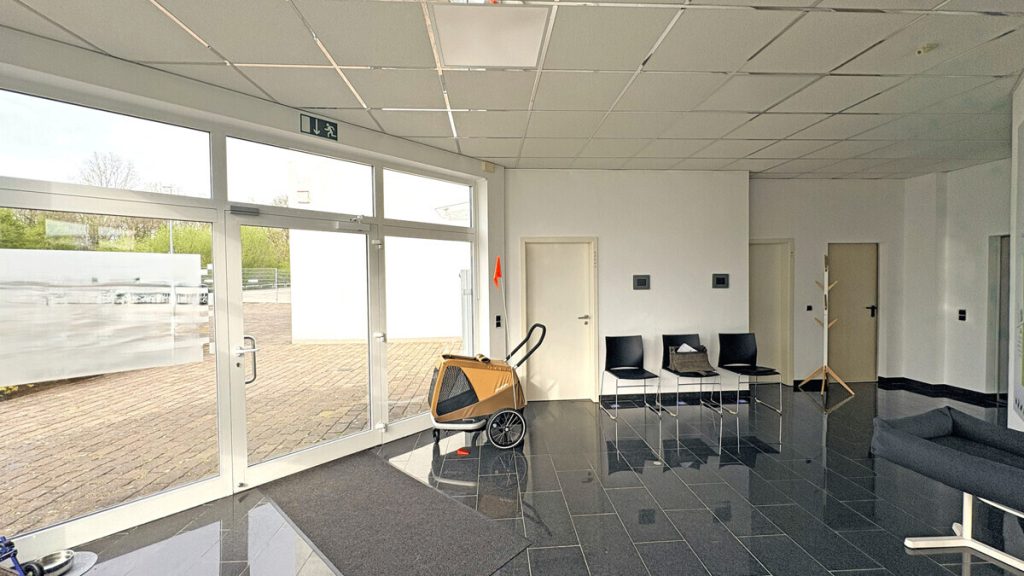 Volksbank Immobilien Niederrhein GmbH - Immobilienangebot - Moers - Alle - Genend: Gewerbeimmobilie in Bestlage – Arbeiten und Wohnen