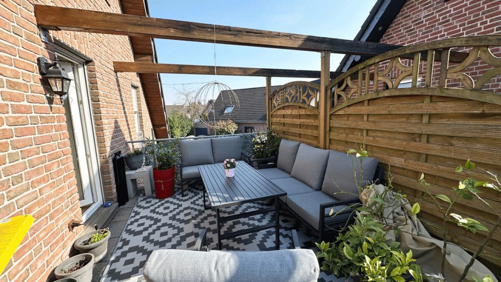 Volksbank Immobilien Niederrhein GmbH - Immobilienangebot - Hamminkeln - Alle - Vielseitiges Wohnen: Gepflegtes Mehrfamilienhaus mit 3 Wohneinheiten in Mehrhoog