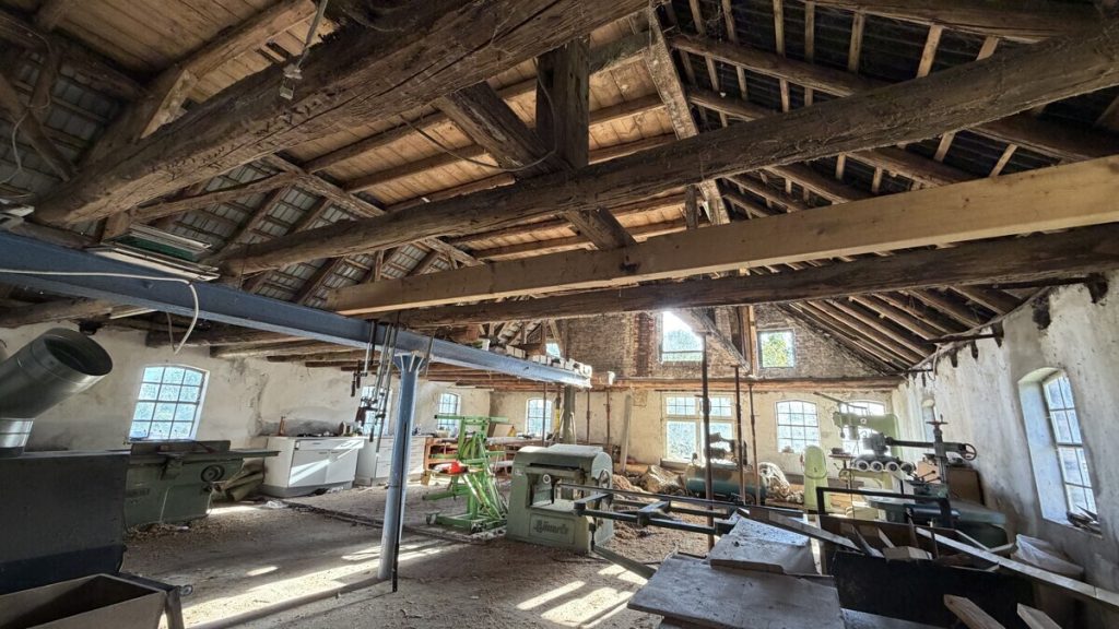 Volksbank Immobilien Niederrhein GmbH - Immobilienangebot - Hamminkeln - Alle - Historisches Gutshaus auf ehemaligem Freihof – außergewöhnliches Anwesen mit Weitblick über Brünen