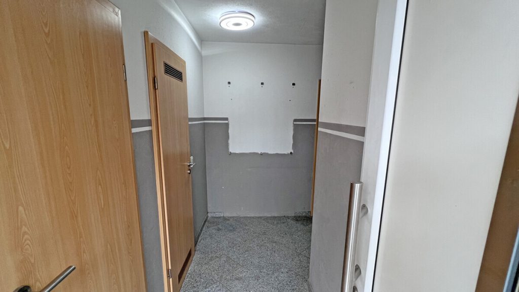 Volksbank Immobilien Niederrhein GmbH - Immobilienangebot - Kamp-Lintfort - Alle - Ruhig wohnen, entspannt leben - Gepflegte Doppelhaushälfte mit Garten und Garage in Kamp-Lintfort!