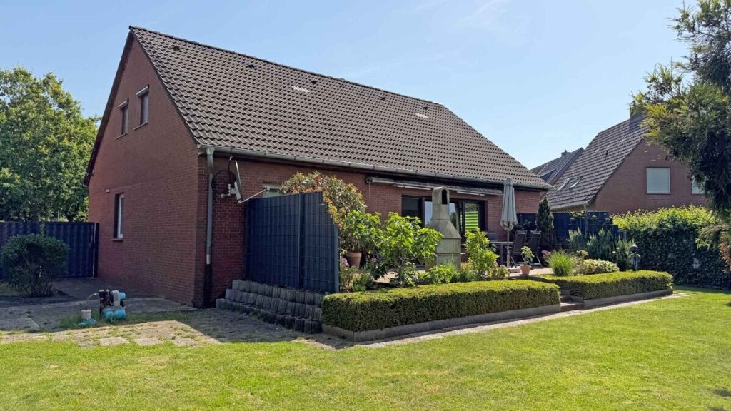 Volksbank Immobilien Niederrhein GmbH - Immobilienangebot - Kevelaer - Alle - Freistehendes Einfamilienhaus mit großem Potential in Kevelaer-Kervenheim!