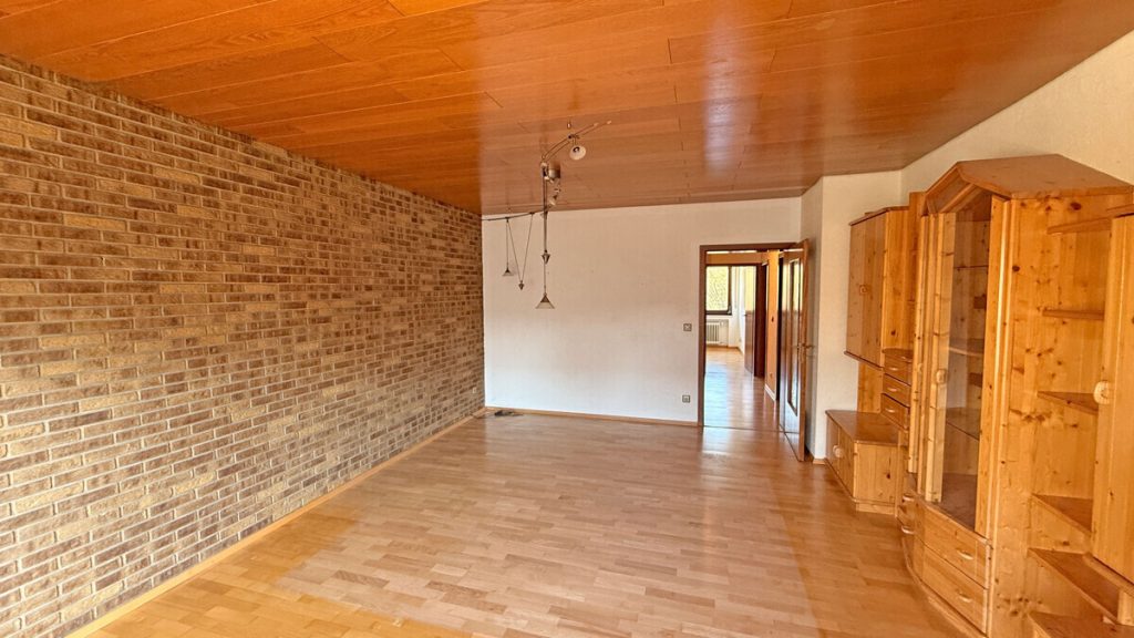 Volksbank Immobilien Niederrhein GmbH - Immobilienangebot - Dinslaken - Alle - Schön geschnittene Eigentumswohnung mit Balkon in Dinslaken-Bruch!