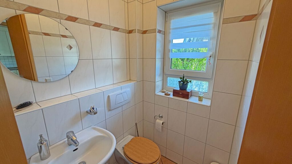 Volksbank Immobilien Niederrhein GmbH - Immobilienangebot - Hamminkeln - Alle - Wohnen in ruhiger Wohlfühllage – gepflegte Doppelhaushälfte in Hamminkeln