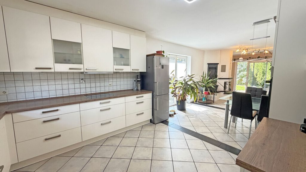 Volksbank Immobilien Niederrhein GmbH - Immobilienangebot - Hamminkeln - Alle - Wohnen in ruhiger Wohlfühllage – gepflegte Doppelhaushälfte in Hamminkeln