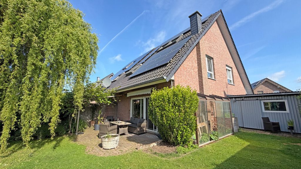 Volksbank Immobilien Niederrhein GmbH - Immobilienangebot - Hamminkeln - Alle - Wohnen in ruhiger Wohlfühllage – gepflegte Doppelhaushälfte in Hamminkeln