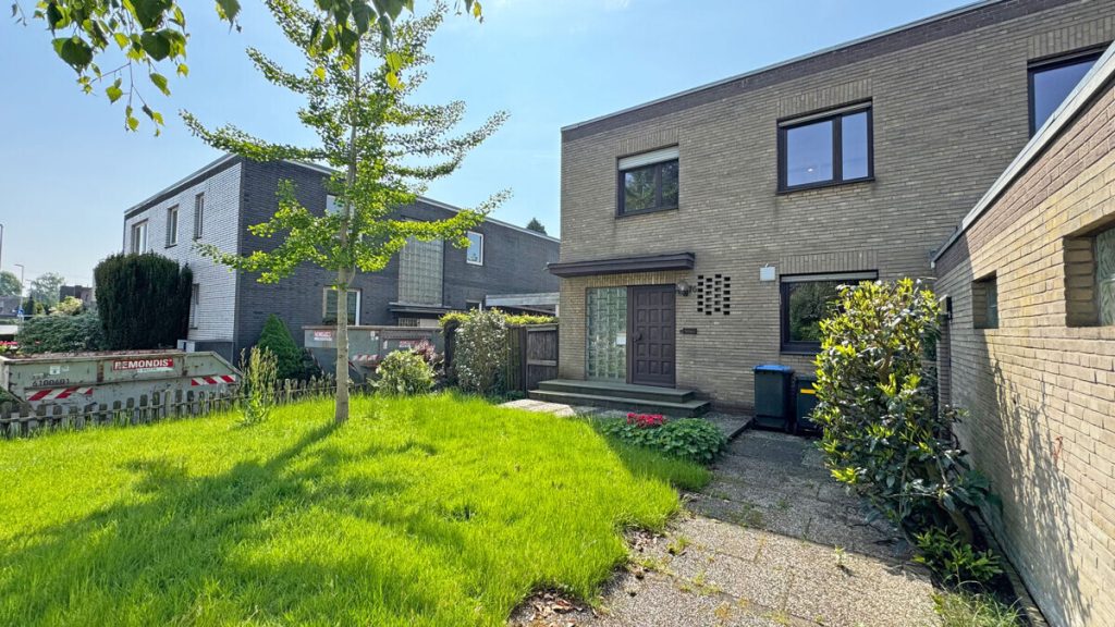 Volksbank Immobilien Niederrhein GmbH - Immobilienangebot - Wesel - Alle - Ihr neues Zuhause mit Potenzial – Reihenendhaus auf großem Grundstück in Wesel-Obrighoven
