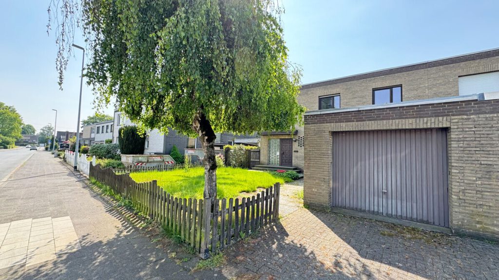 Volksbank Immobilien Niederrhein GmbH - Immobilienangebot - Wesel - Alle - Ihr neues Zuhause mit Potenzial – Reihenendhaus auf großem Grundstück in Wesel-Obrighoven