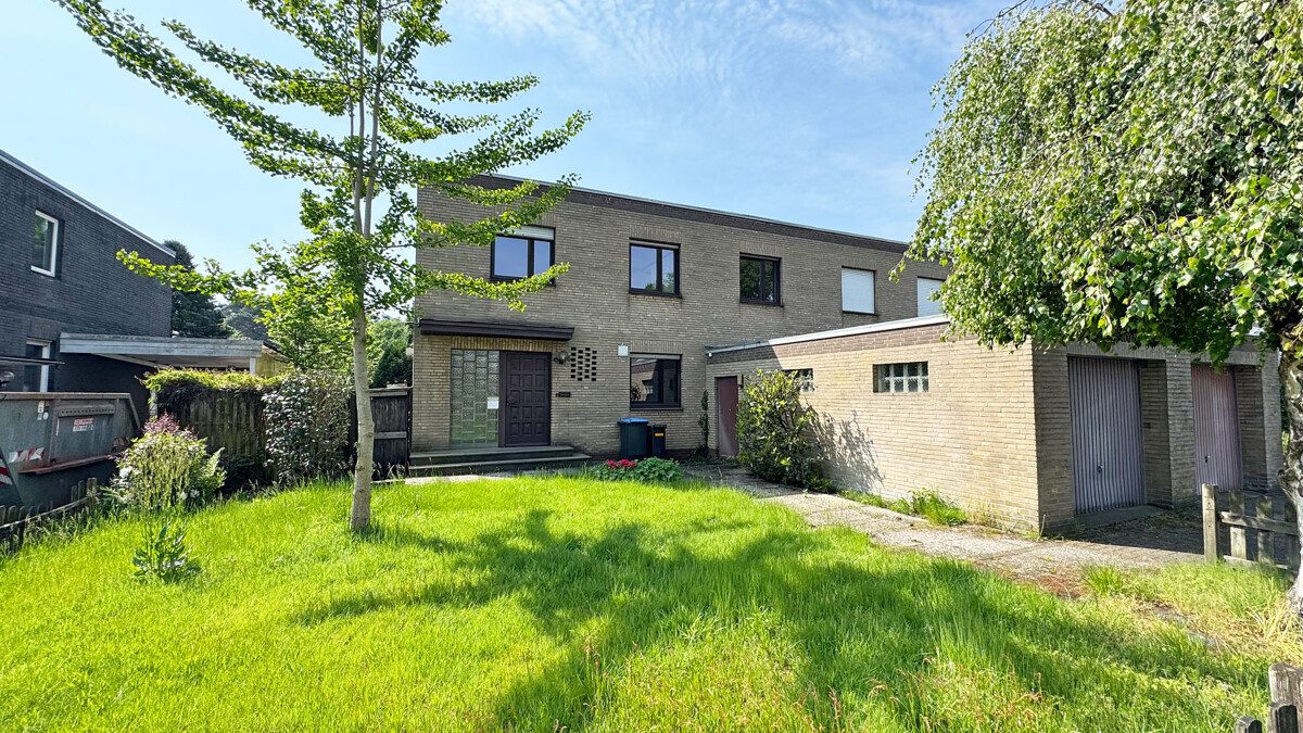 Volksbank Immobilien Niederrhein GmbH - Immobilienangebot - Wesel - Alle - Ihr neues Zuhause mit Potenzial – Reihenendhaus auf großem Grundstück in Wesel-Obrighoven