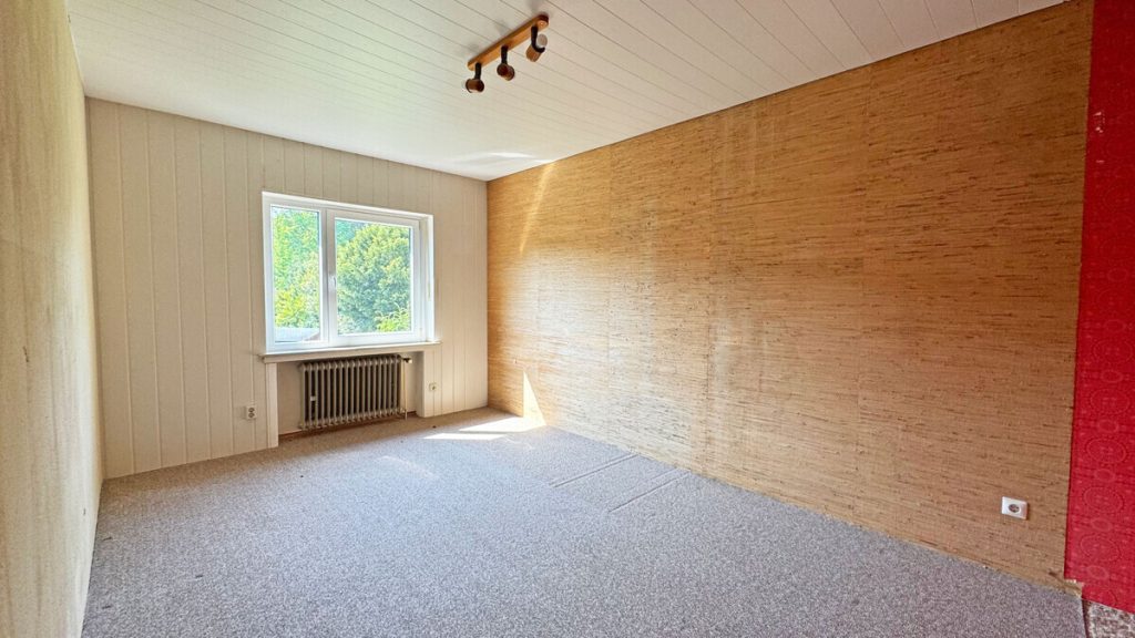 Volksbank Immobilien Niederrhein GmbH - Immobilienangebot - Wesel - Alle - Ihr neues Zuhause mit Potenzial – Reihenendhaus auf großem Grundstück in Wesel-Obrighoven