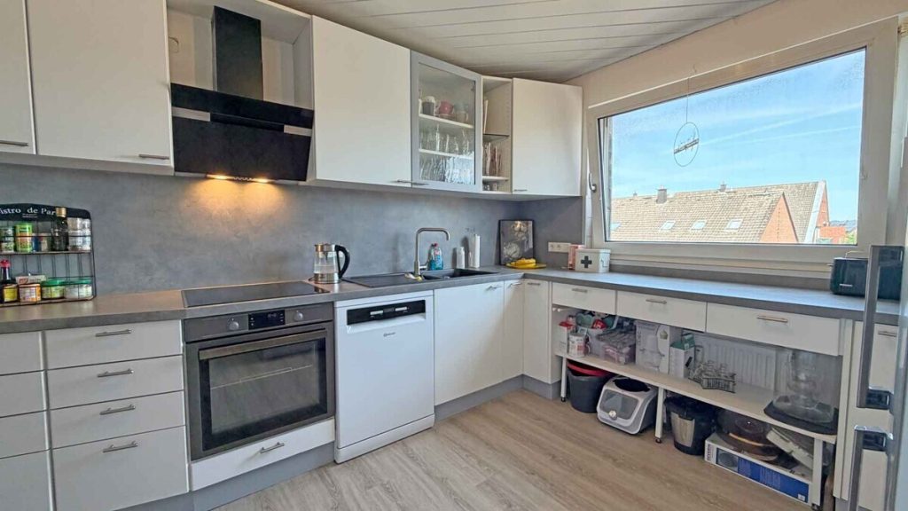 Volksbank Immobilien Niederrhein GmbH - Immobilienangebot - Alpen - Alle - Über den Dächern von Alpen: Großzügige Dachgeschosswohnung mit vielen Extras!