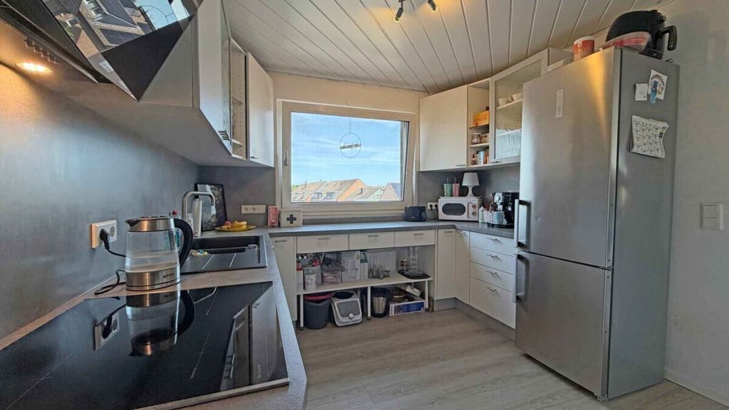 Volksbank Immobilien Niederrhein GmbH - Immobilienangebot - Alpen - Alle - Über den Dächern von Alpen: Großzügige Dachgeschosswohnung mit vielen Extras!